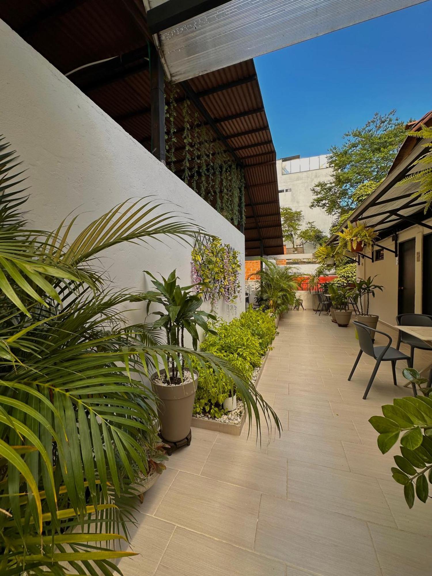 Hotel Bali At Poblado Medellin Exterior photo